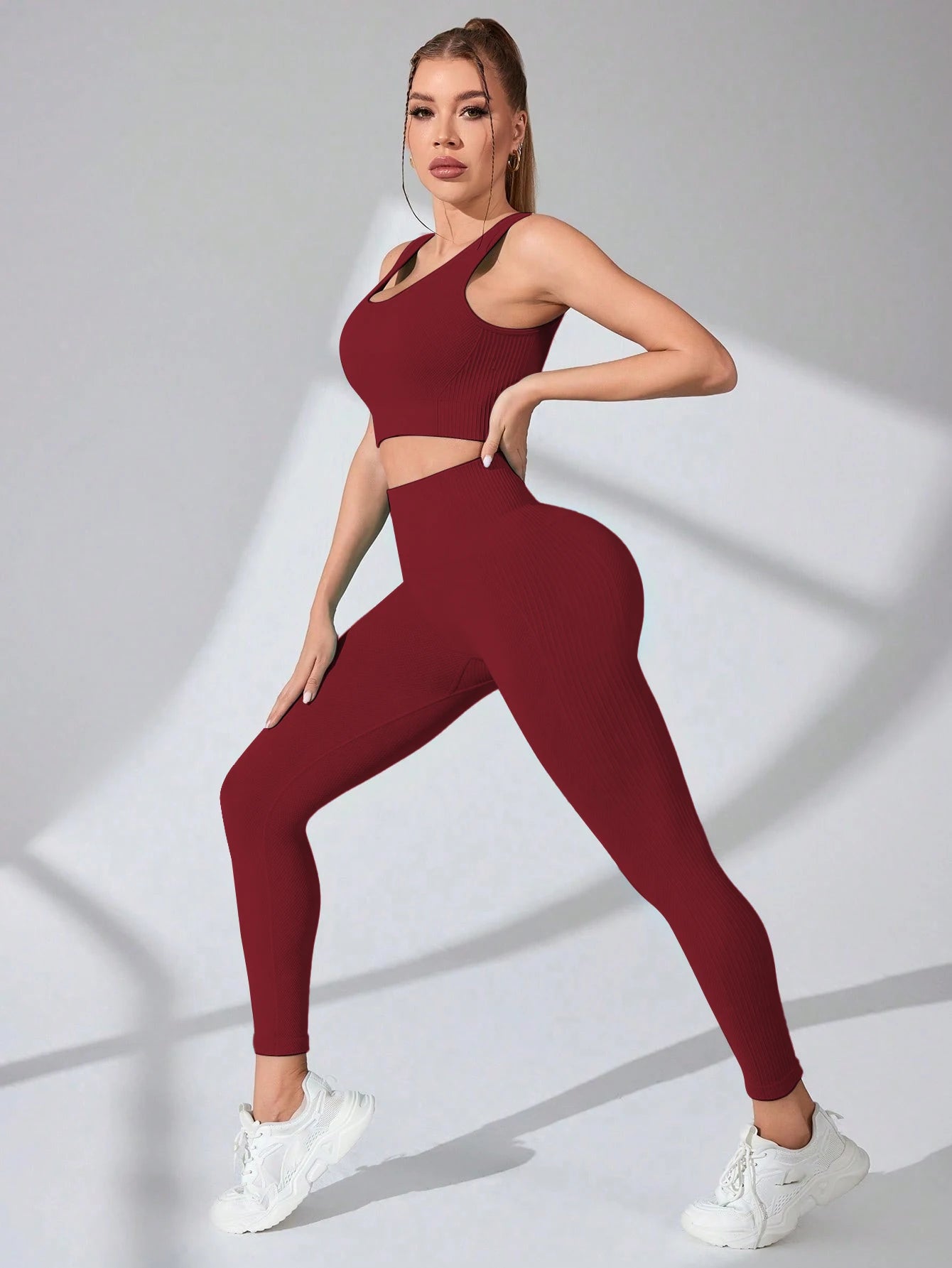 Women’s Seamless Gym Set – High Waisted Leggings & Cross Back Sports Bra