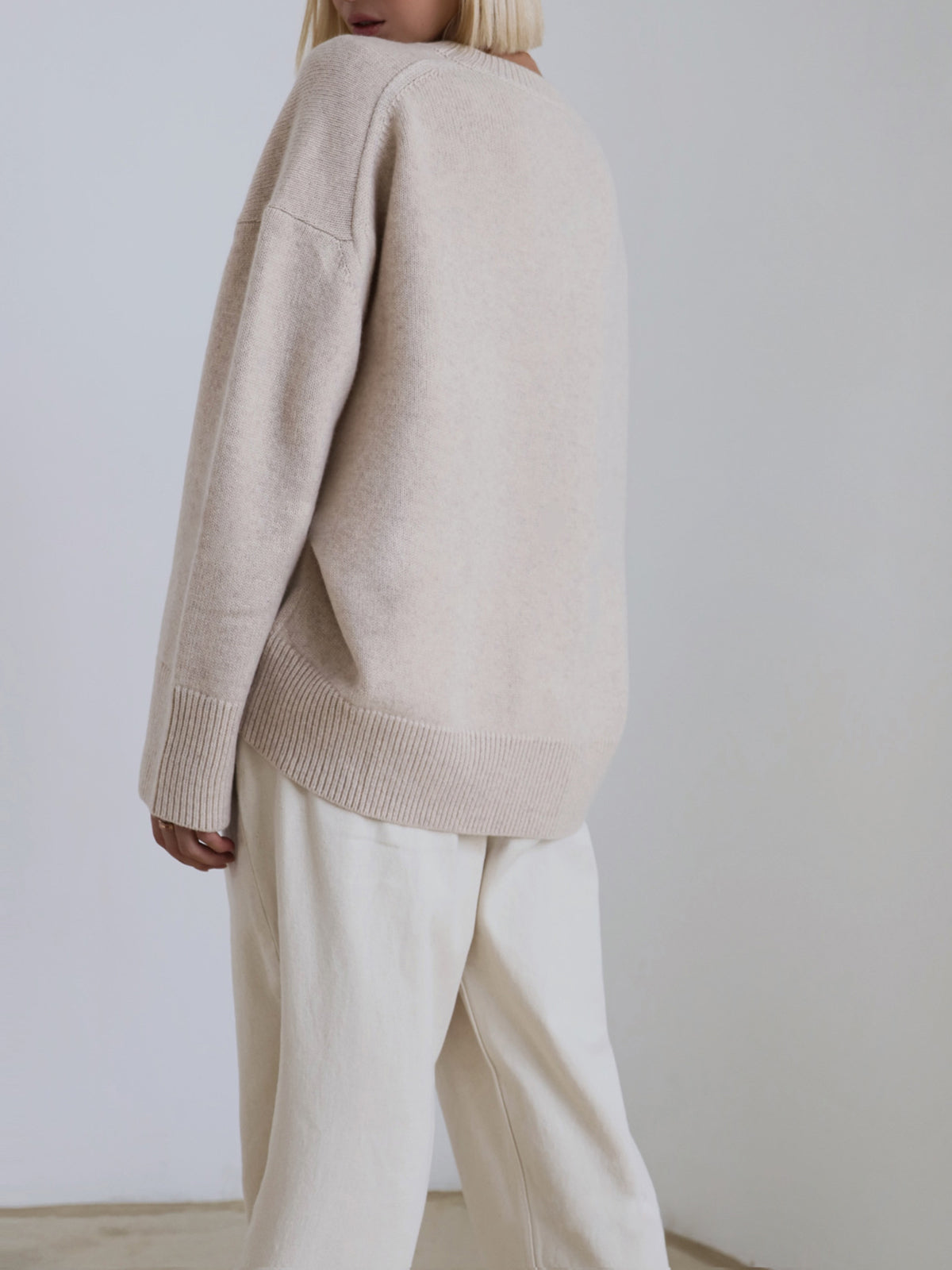 Women’s Oversized Knitted Sweater – Soft Pastel Pink Comfort-Fit Pullover