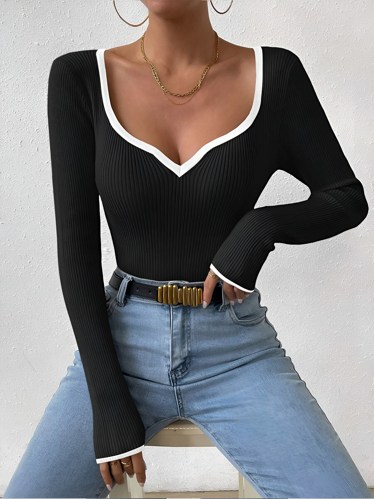 Knitted Contrast Trim Sweater – Women’s Long Sleeve Regular Fit Pullover
