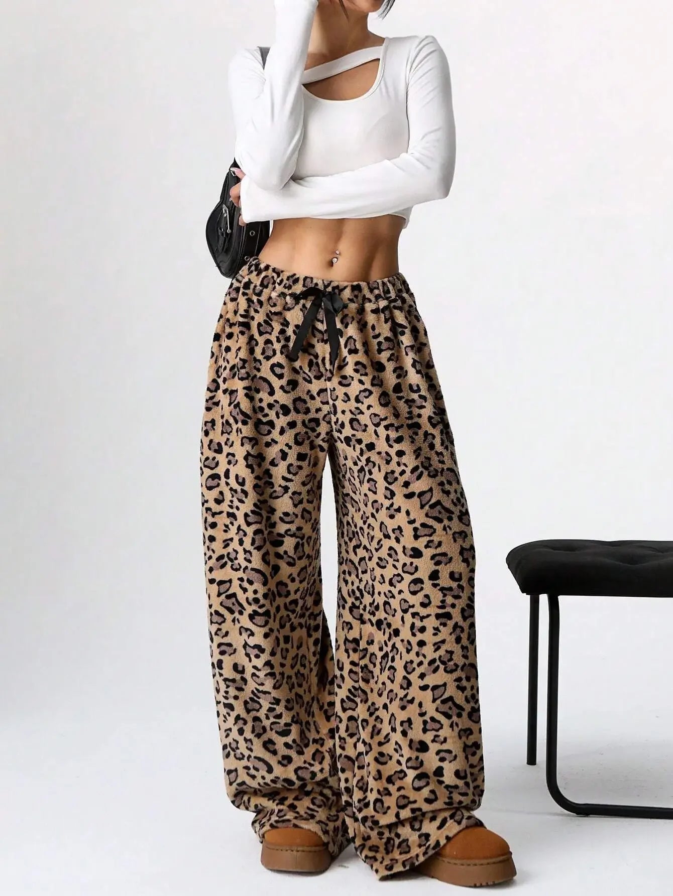 Women’s Leopard Print Wide Leg Trousers – Relaxed Fit Elastic Waist Pants
