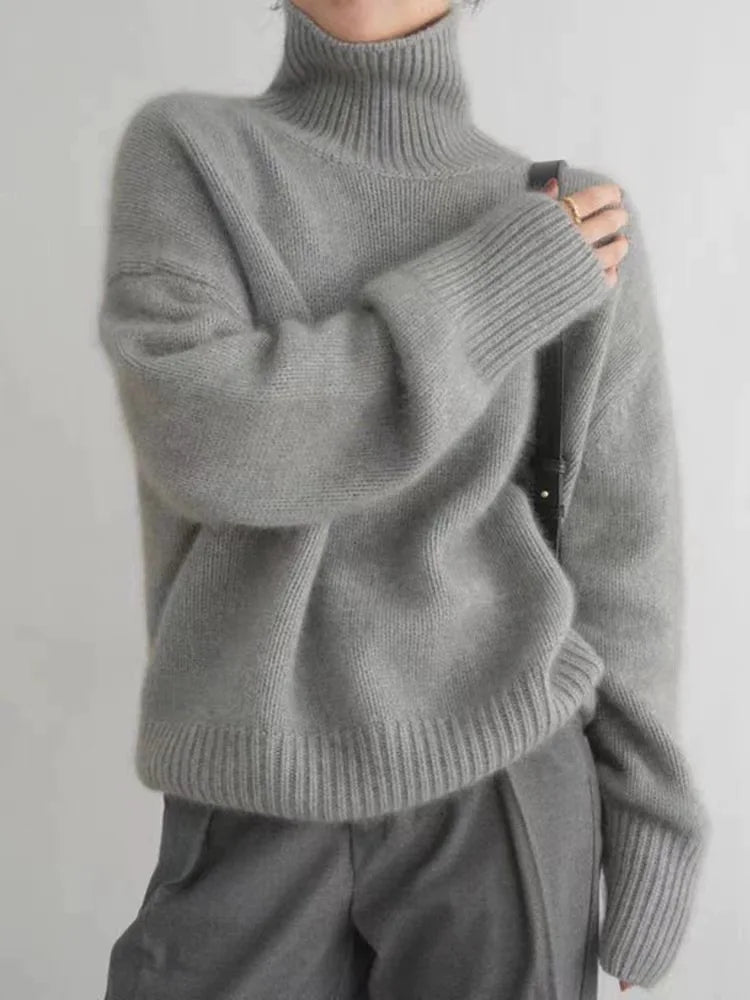 Isabella - Sweater with high collar
