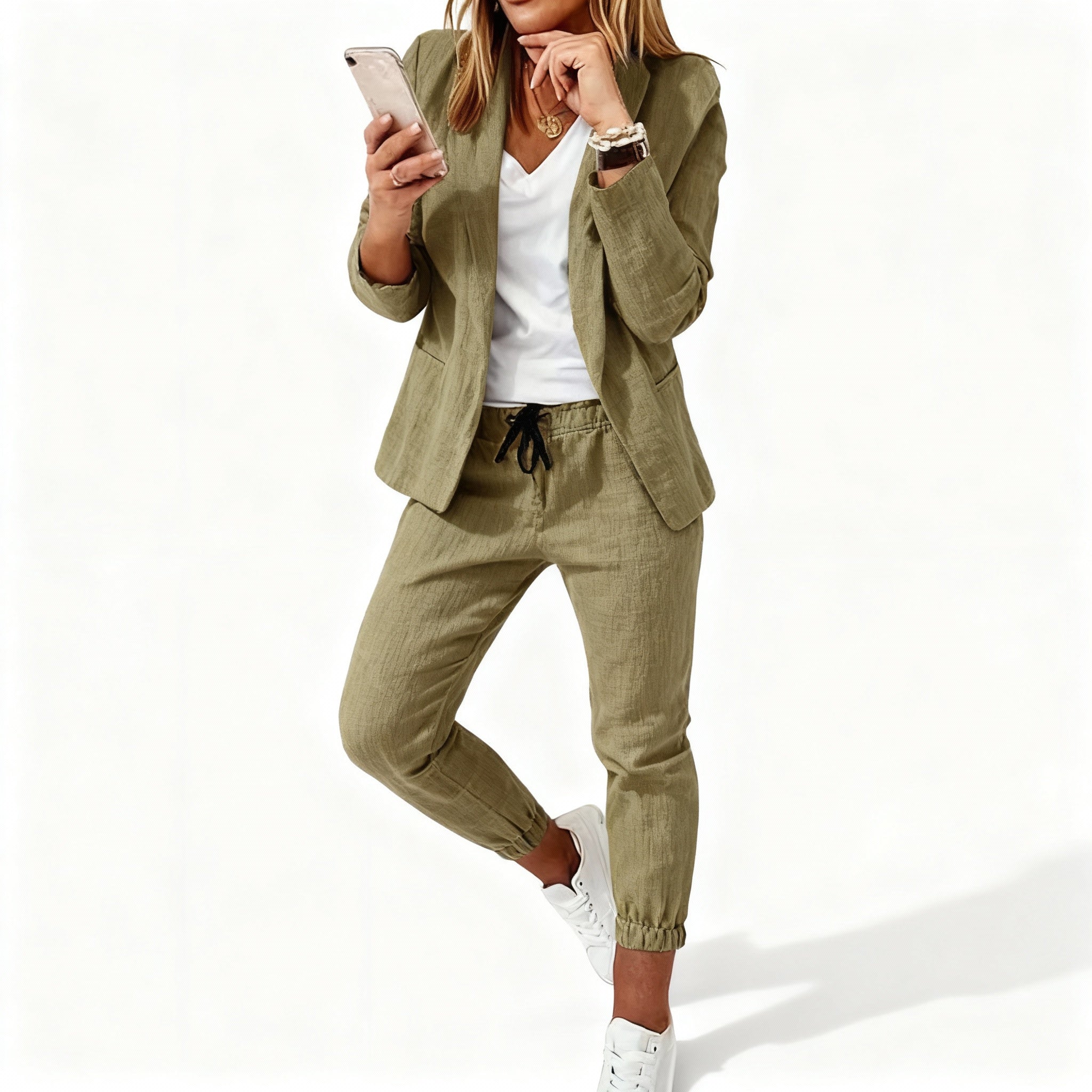 Chic Women's Blazer and Jogger Set – Coordinated Blazer and Trousers