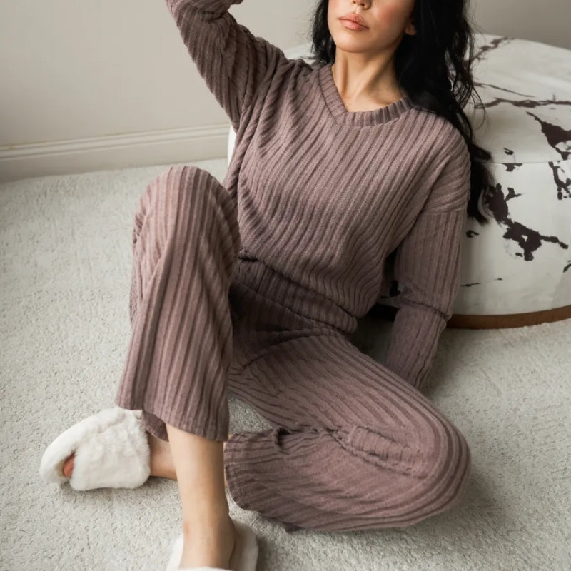 Women’s Ribbed Two-Piece Lounge Set – Relaxed Fit V-Neck Sweater and Trousers
