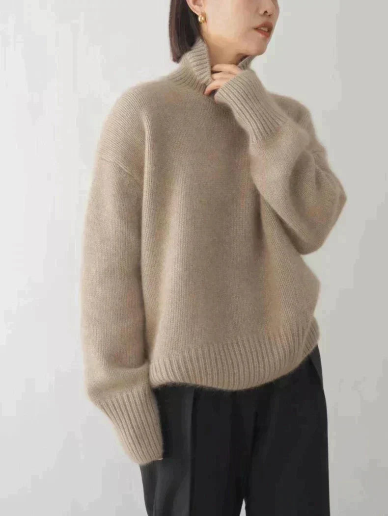 Isabella - Sweater with high collar