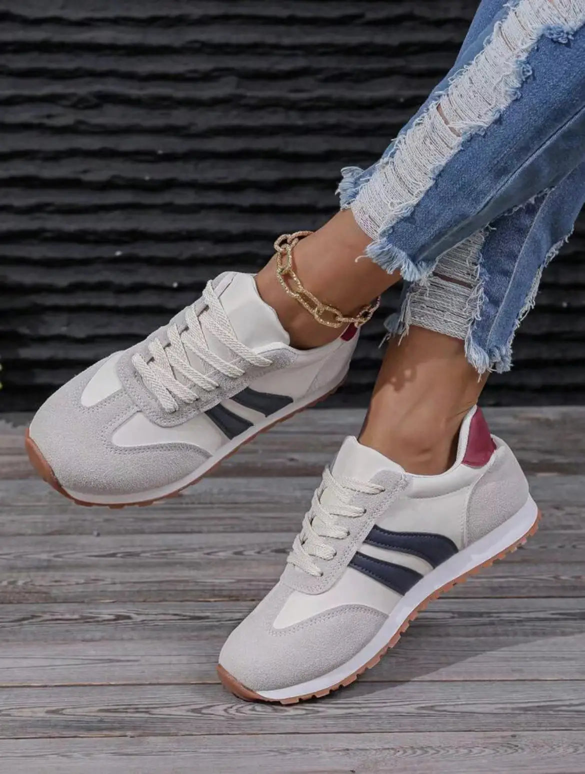 Women’s Low-Top Breathable Trainers – Lightweight Everyday Comfort