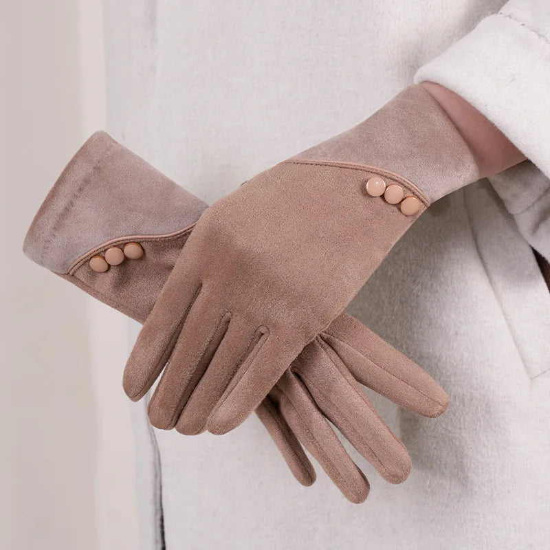 Mira Suede Gloves – Elegant Women’s Suede Gloves with Vintage Button Detail