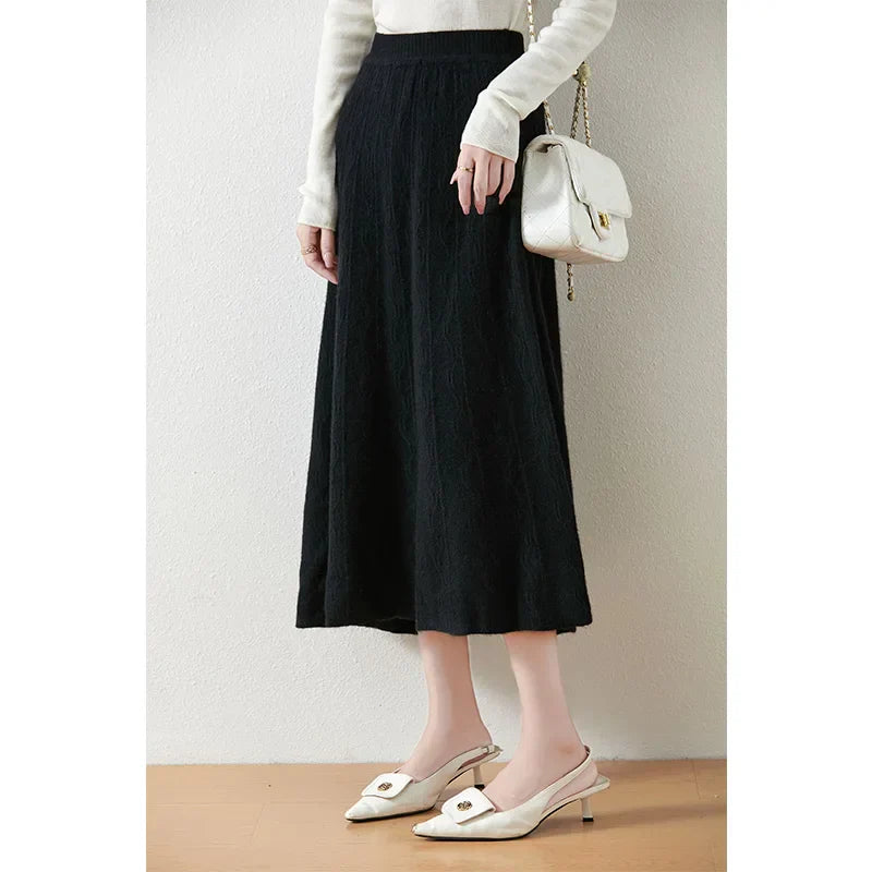 Merino Wool A-Line Midi Skirt – Soft, Warm & Elegant Knit Design