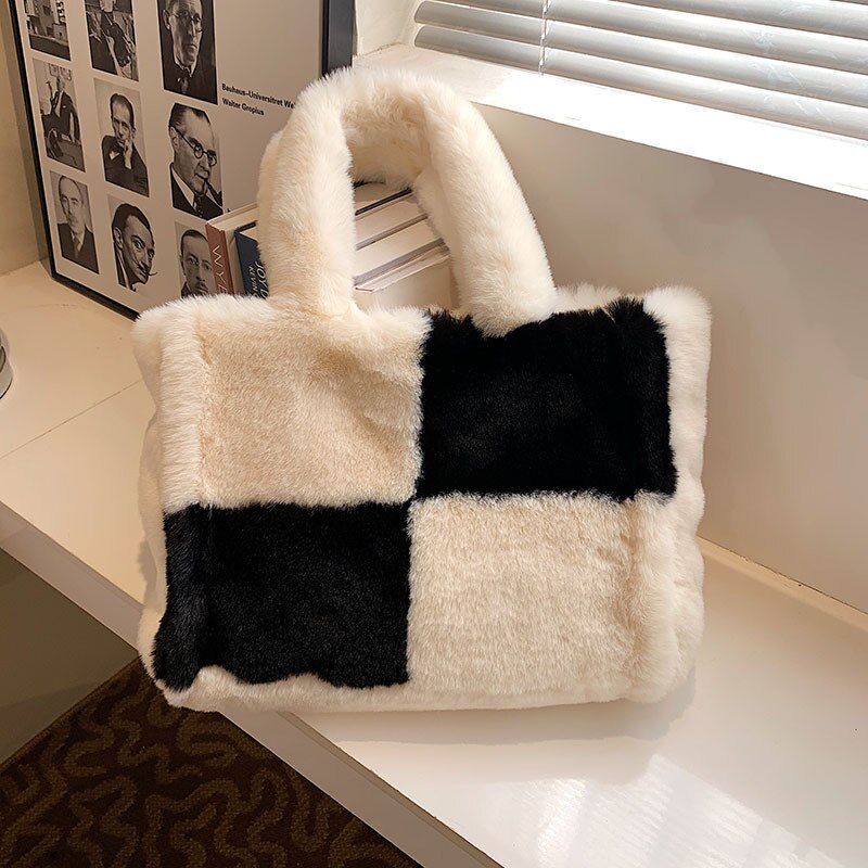 Dante Plush Handbag: Chic Winter Accessory for Women