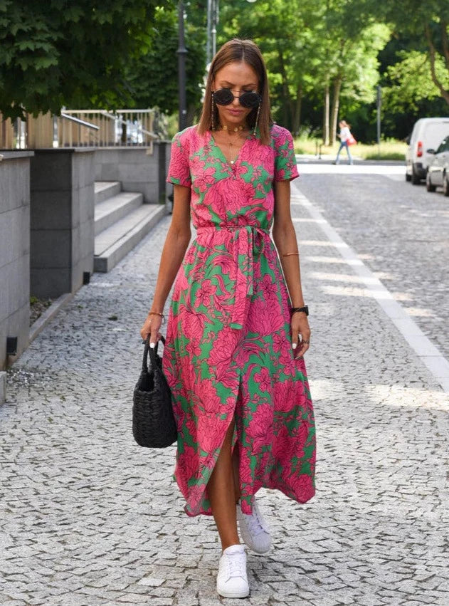Chic and Comfortable Summer Dress