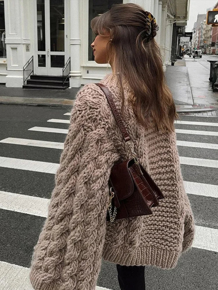 Women's Oversized Cable Knit Sweater | Warm and Cozy Winter Pullover