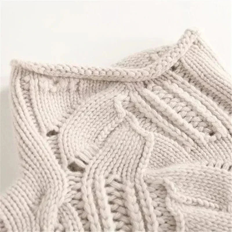 BETTINA - turtleneck sweater with cable knit pattern