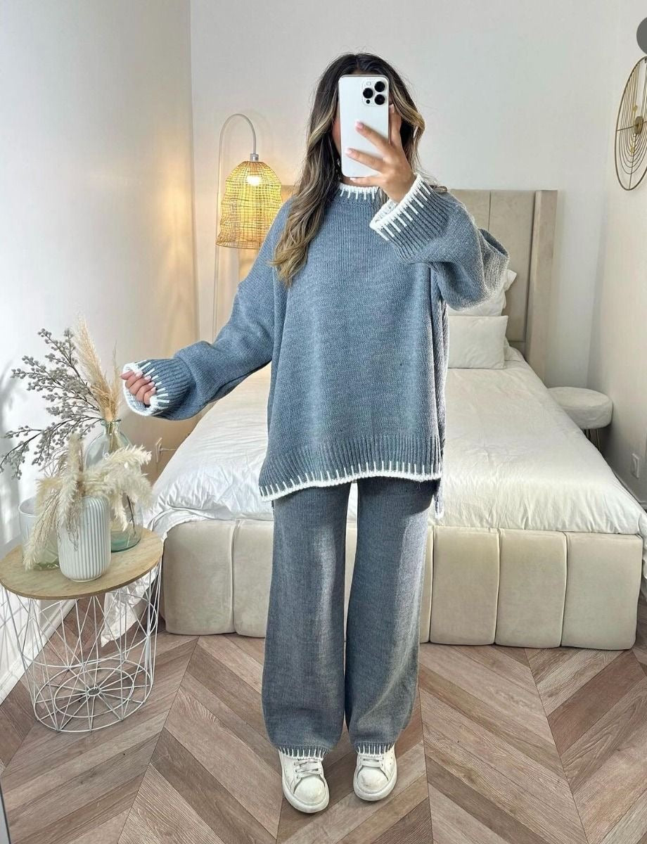Cozy Knitted Winter Set – Soft Two-Piece Lounge & Casual Wear for Women