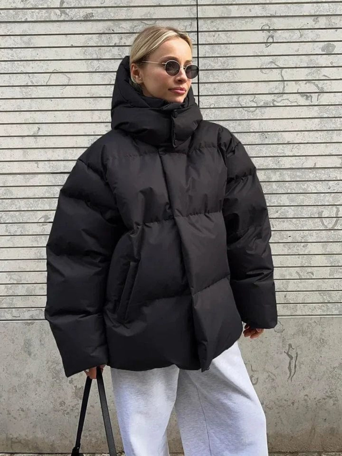 Women’s Oversized Quilted Puffer Jacket – High Collar Winter Coat for Maximum Warmth