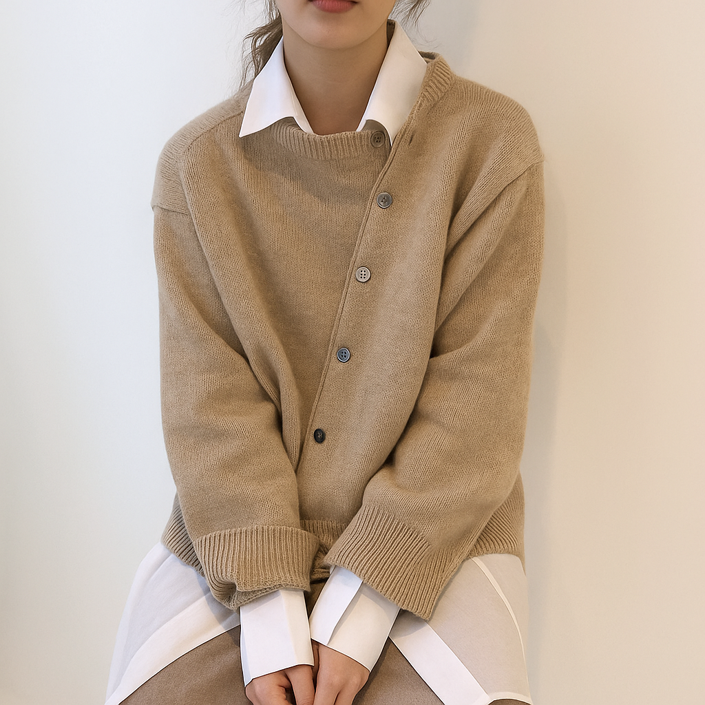 Wrap-around sweater made from luxuriously soft wool