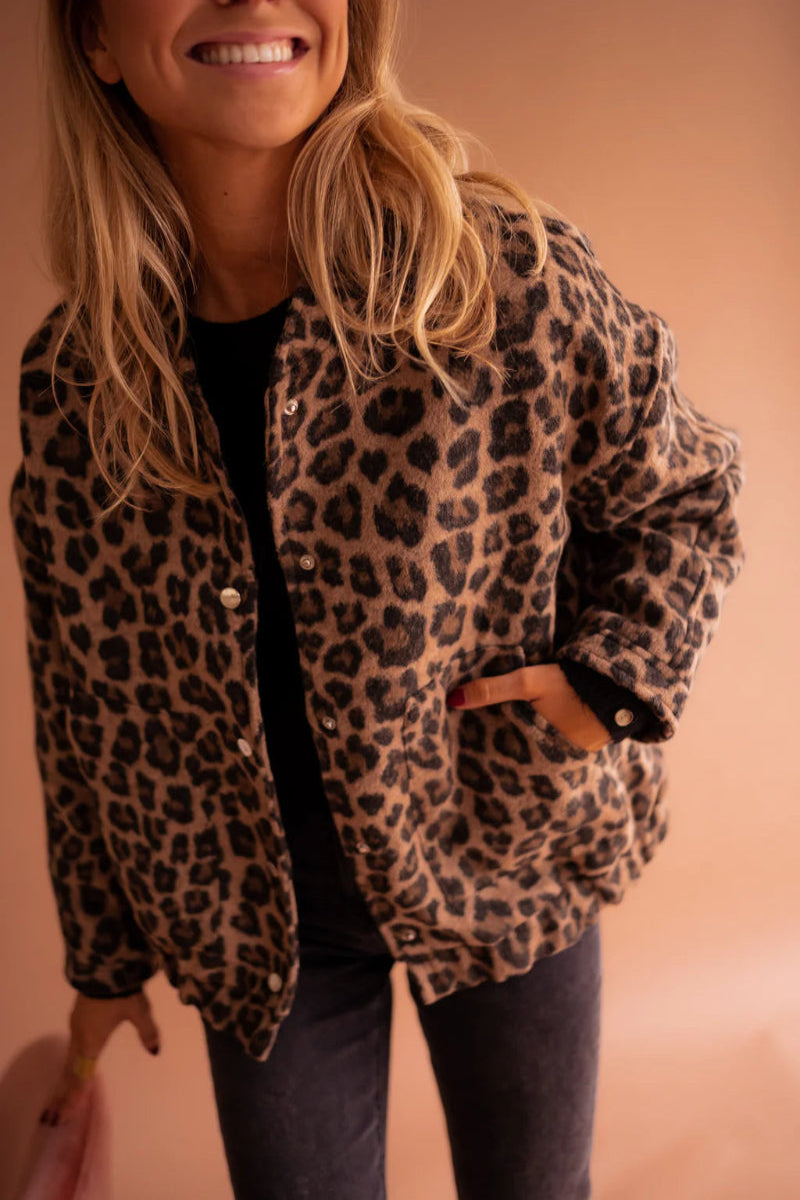 Zahara | Women’s Relaxed Fit Leopard Print Bomber Jacket