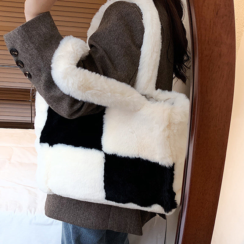 Dante Plush Handbag: Chic Winter Accessory for Women