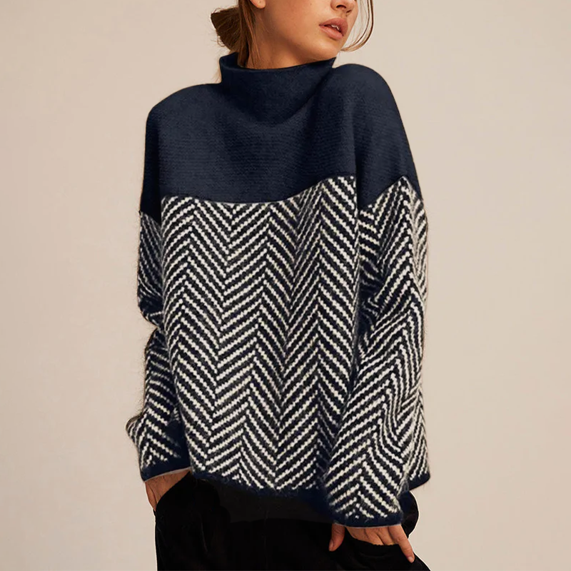 Gia - Luxurious turtleneck sweater