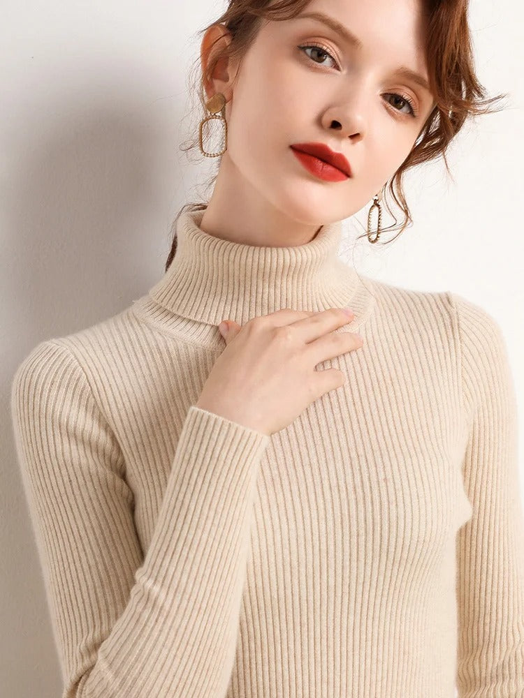 Cashmere turtleneck sweater for women
