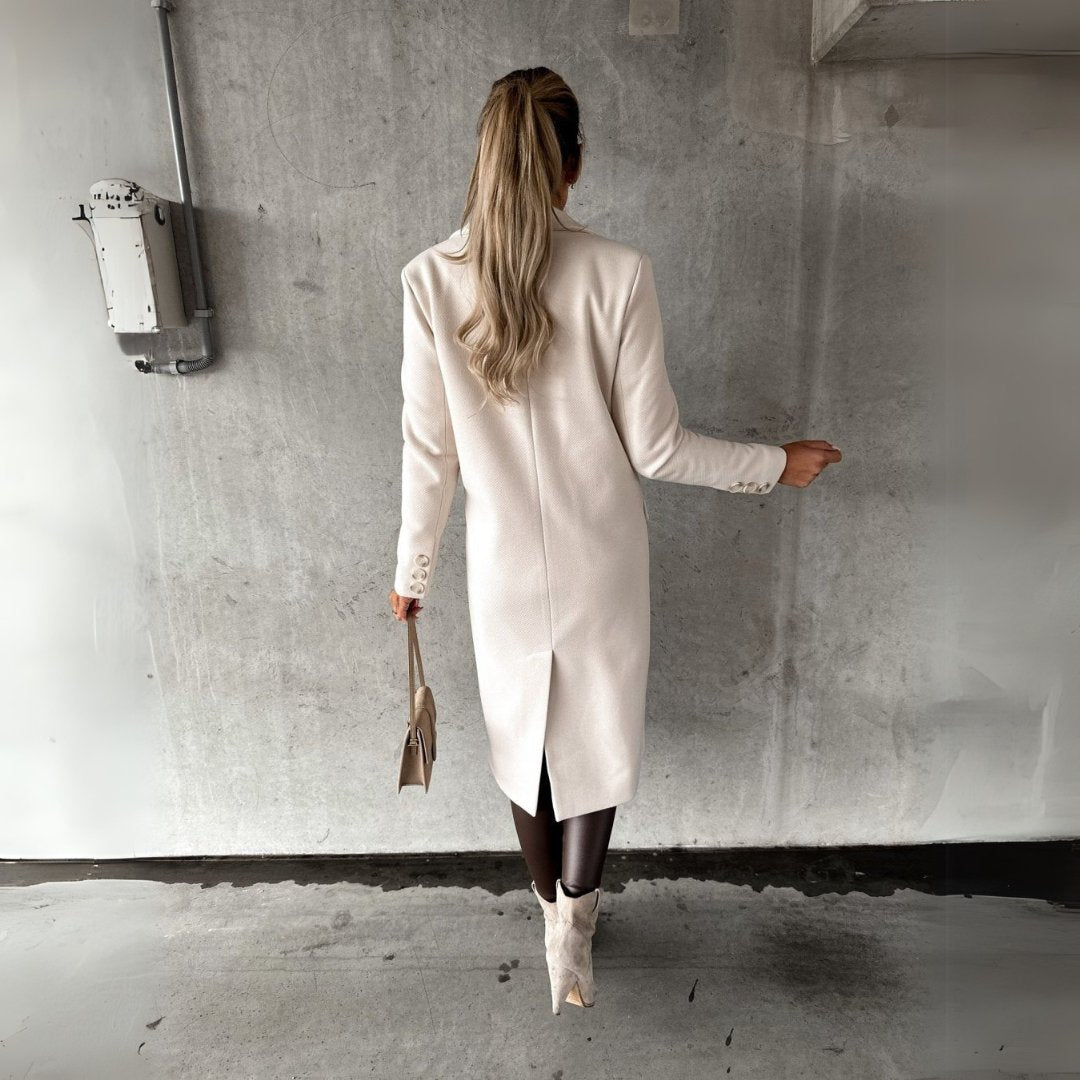 Double-Breasted Long Coat – Elegant Winter Warmth & Timeless Design