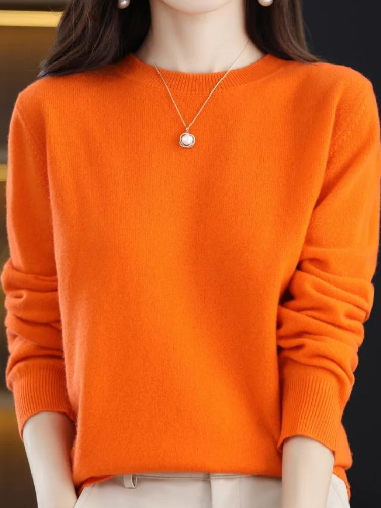 Warm and Comfortable Long-Sleeve Wool Sweater