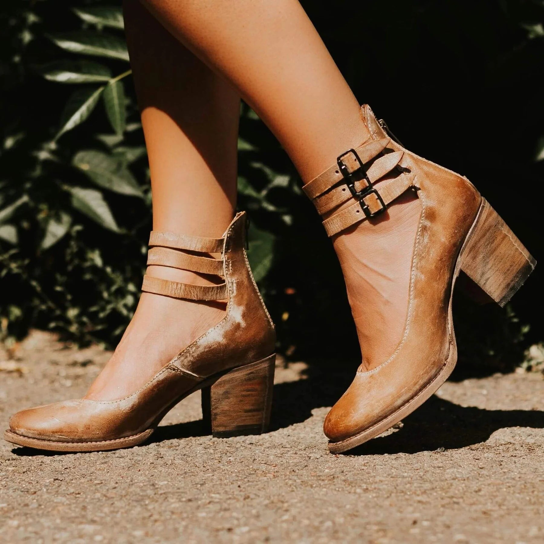 Aniek - Vintage-Inspired Heeled Shoes