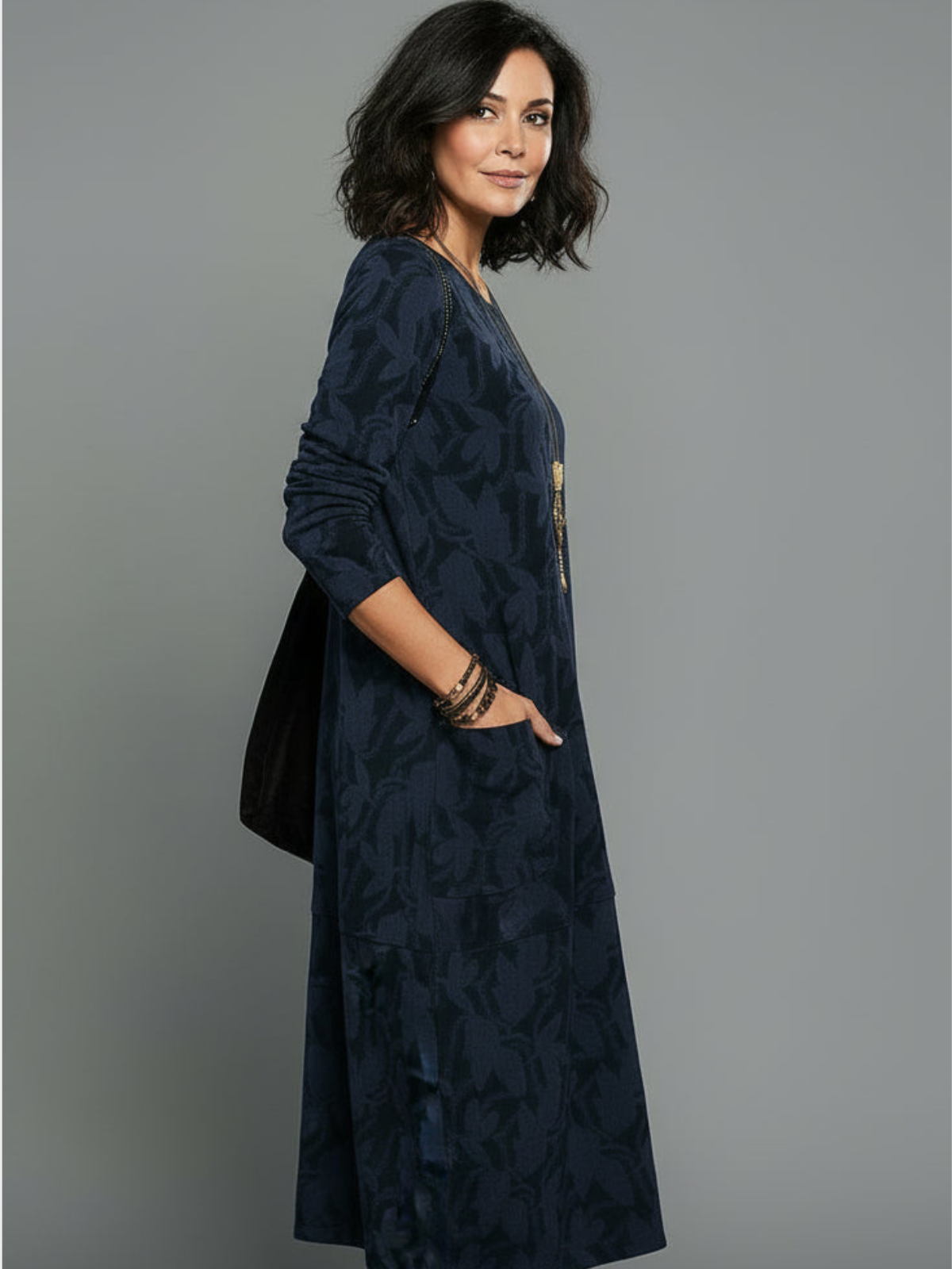 Women’s Casual Midi Dress – Relaxed Fit Textured Dress with Side Pockets