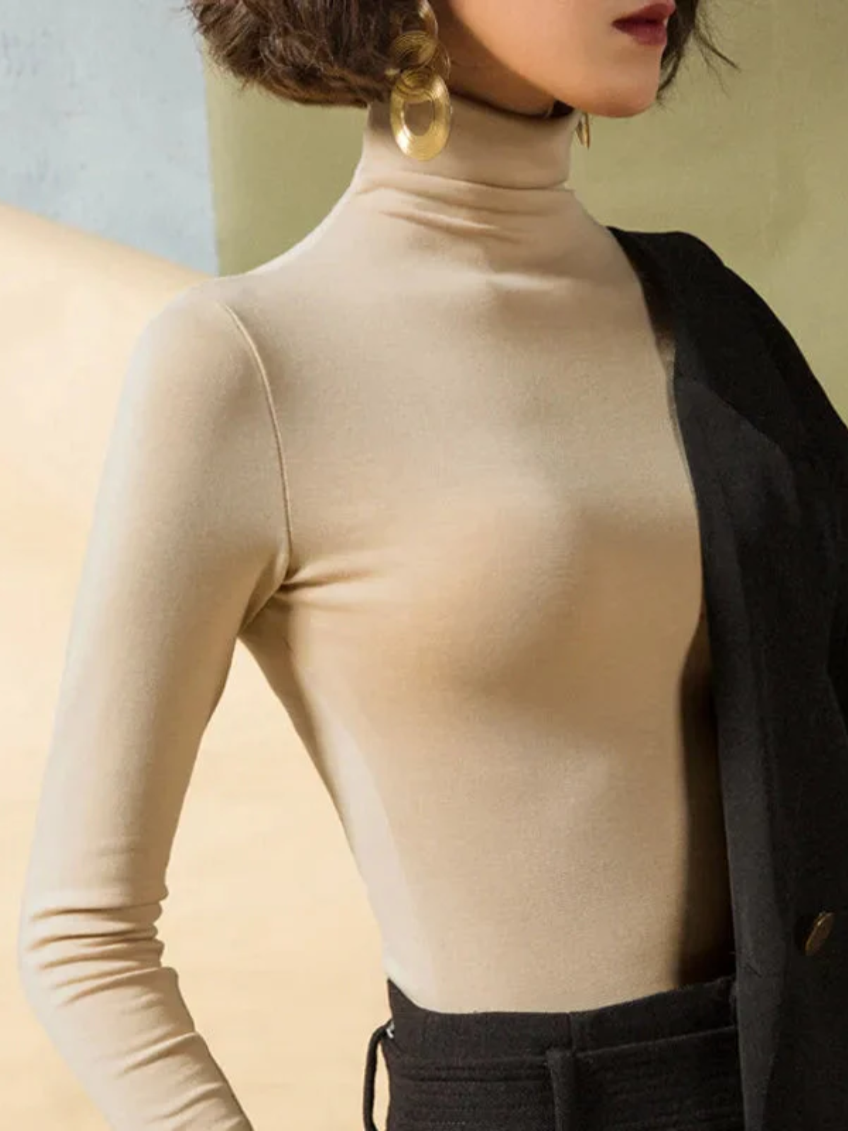 Women’s Slim-Fit Turtleneck Top – Soft Stretch Basics for Chic Layering