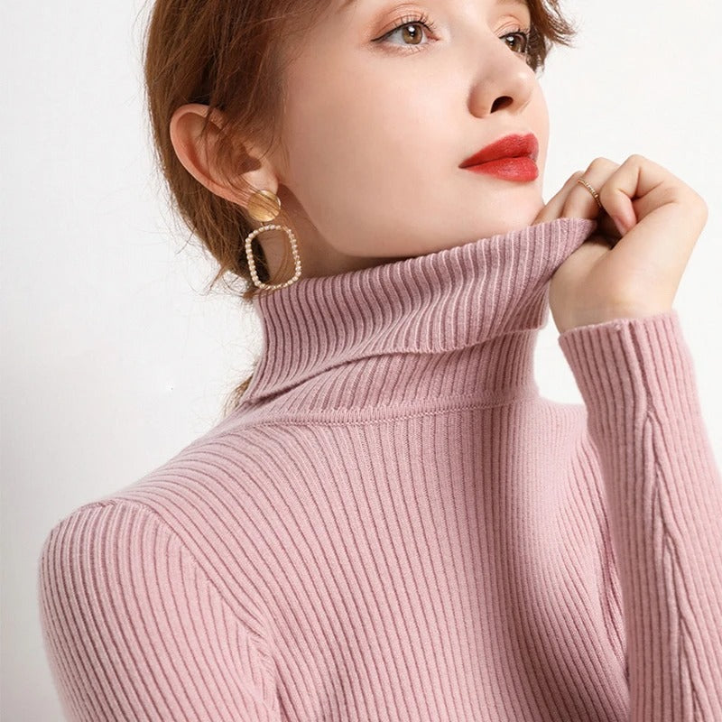 Cashmere turtleneck sweater for women