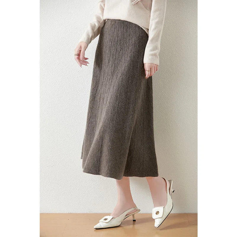 Women's Knit A-Line Midi Skirt