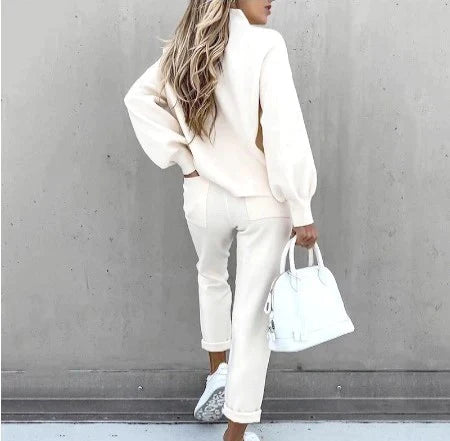 Women's Relaxed Fit Sweatpants Set
