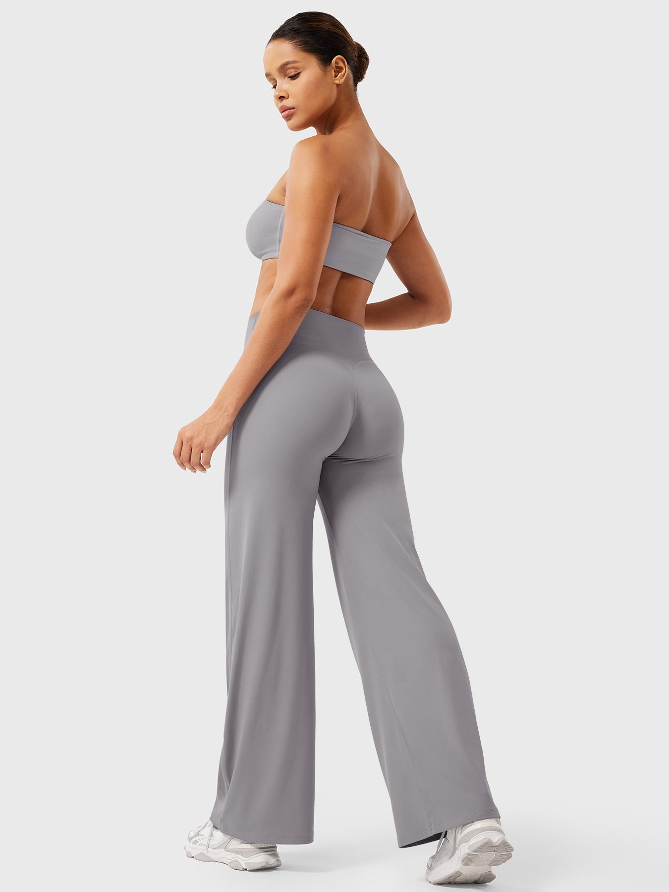 High-Waist Flared Pants – Stretch Straight-Leg with Hip-Contouring Fit