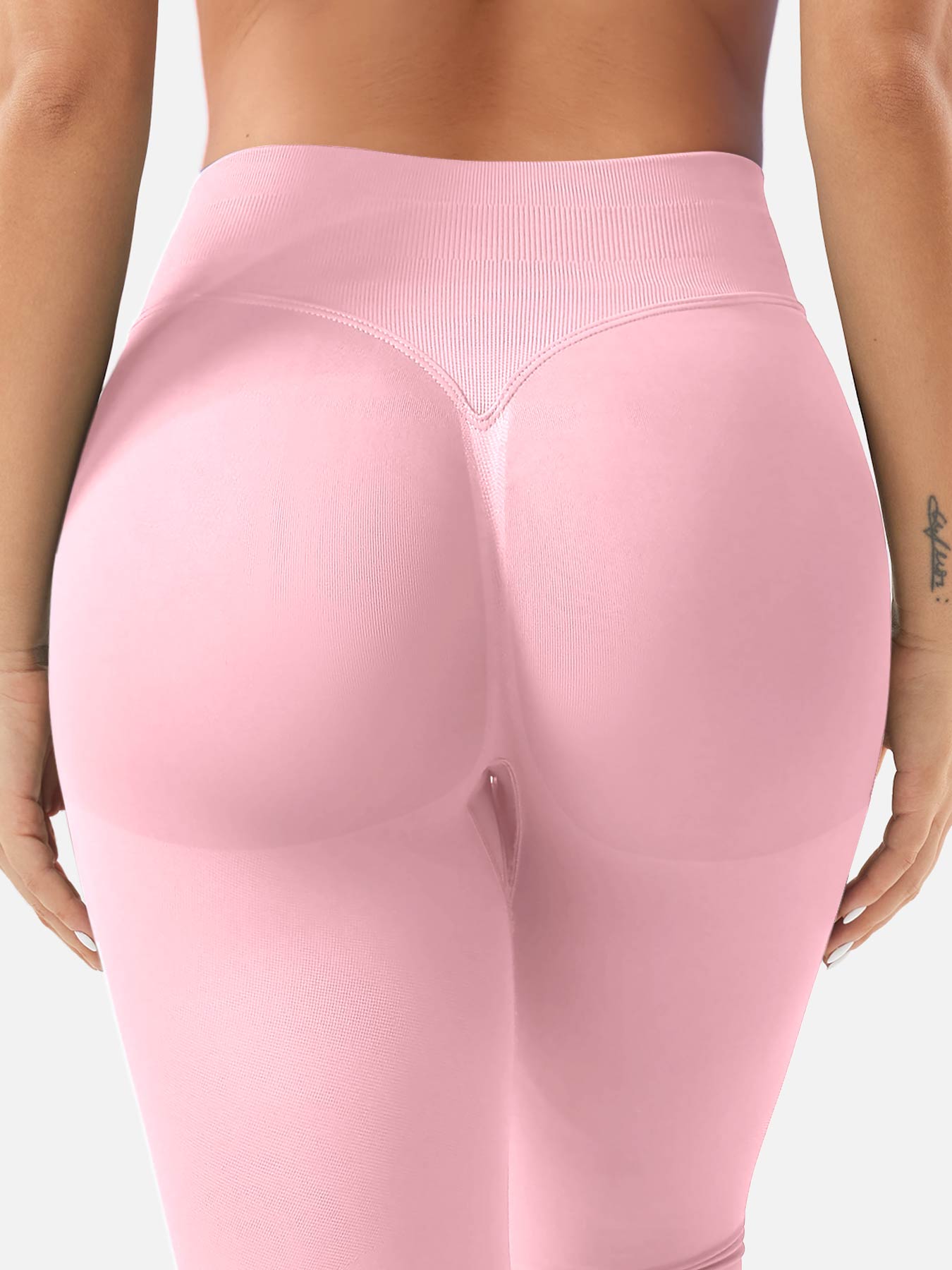 Seamless Sculpting Leggings – High-Intensity Fit with Moisture-Wicking Fabric